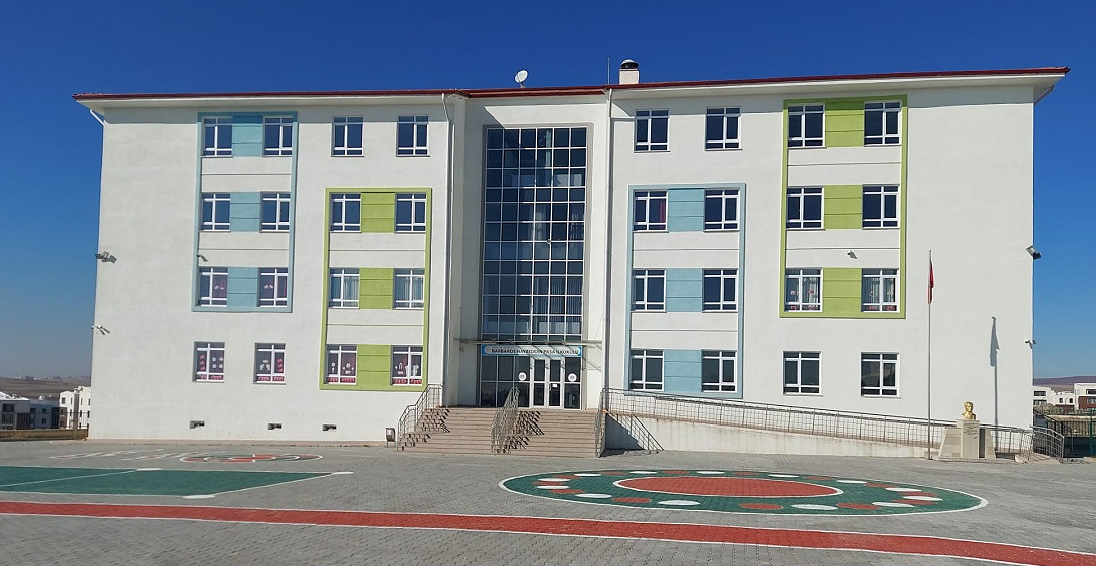 İBB Barbaros Hayrettin Paşa Ortaokulu